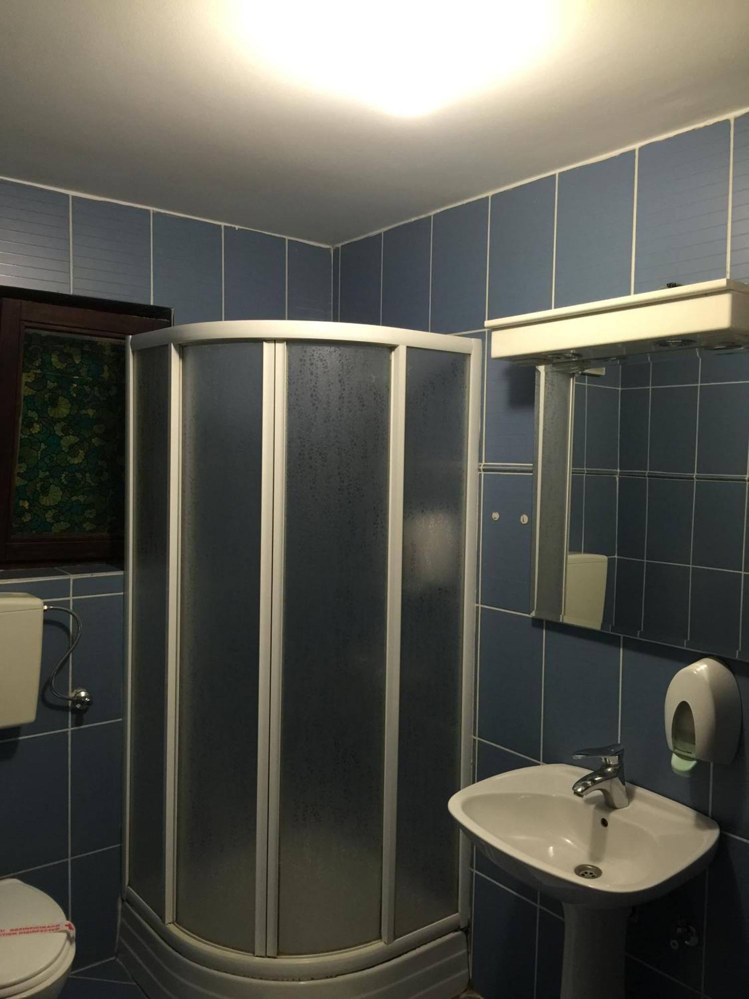 Bed & Breakfast Karavan Raska Room photo