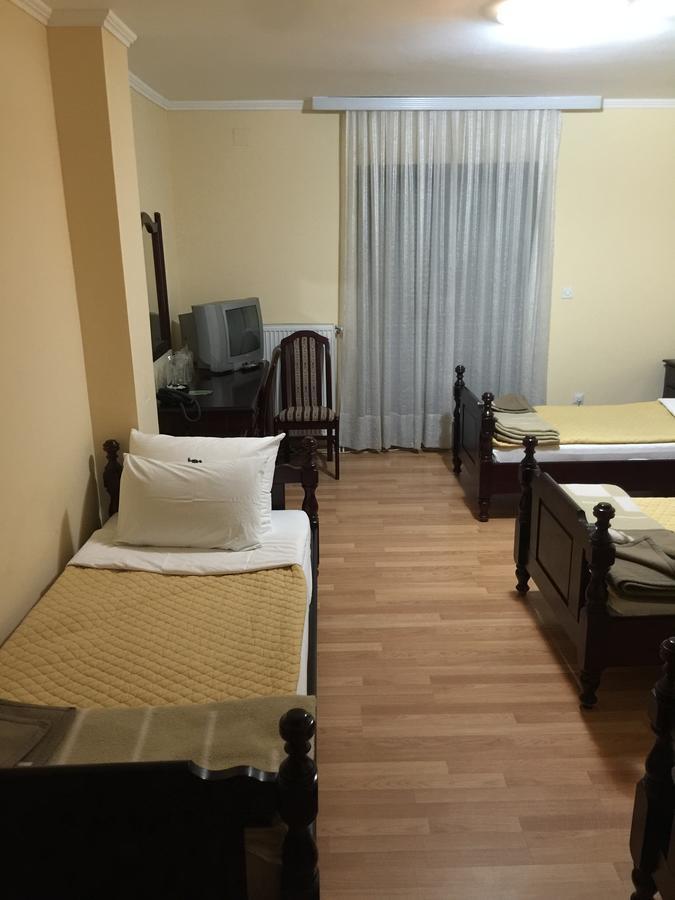 Bed & Breakfast Karavan Raska Room photo